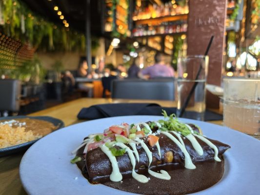 Flecha Cantina by null