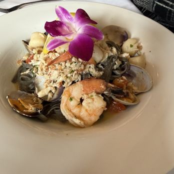 Osteria Romantica - Linguine Di Mare - Italian Near Me - La Jolla, California
