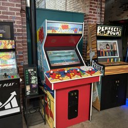 White Duck Taco Shop - Video games in the back