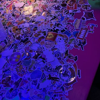 Vault 31 Bar - Sticker night ($5 unlimited stickers on an item) - Pizza Near Me - Vancouver, Washington