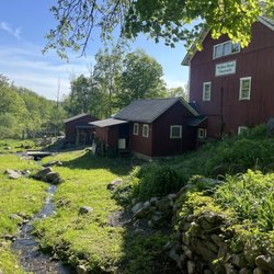 Walker Road Vineyards