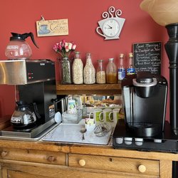 Main Street Bed and Breakfast - Coffee bar
