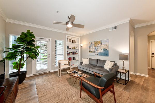 Avana Cheshire Bridge by null