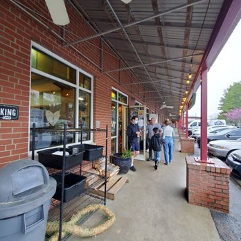 Saxapahaw General Store - people walking down the sidewalk - Breakfast & Brunch Near Me - Saxapahaw, North Carolina Saxapahaw General Store - people walking down the sidewalk - Breakfast & Brunch Near Me - Saxapahaw, North Carolina