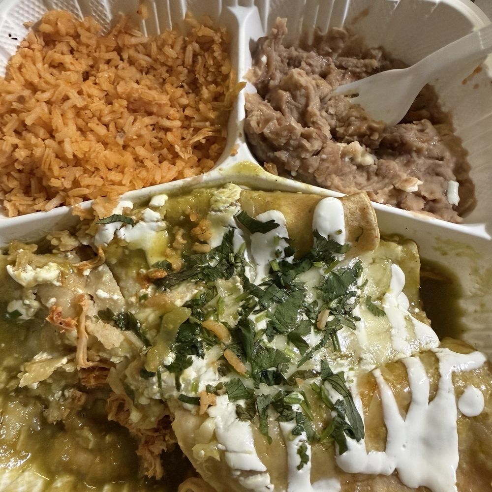 Taqueros Mexican Restaurant - 3 Enchilada Plate - New Mexican Cuisine Near Me - Mission Viejo, California Taqueros Mexican Restaurant - 3 Enchilada Plate - New Mexican Cuisine Near Me - Mission Viejo, California