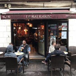 Le Balkanic - Outside of bar