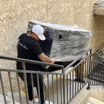 Acrylic Pros - Stairs - Aquarium Services Near Me