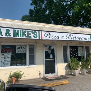 Anna & Mike's Pizza - Anna & Mike's Pizza - Bakeries Near Me - Felton, Delaware Anna & Mike's Pizza - Anna & Mike's Pizza - Bakeries Near Me - Felton, Delaware