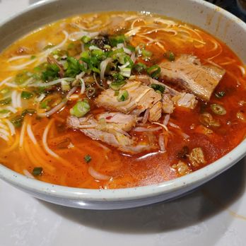 Yunqueen Rice Noodles - Chinese Near Me - Vancouver, British Columbia Yunqueen Rice Noodles - Chinese Near Me - Vancouver, British Columbia