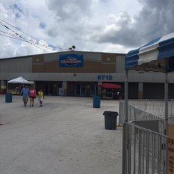 Mercado Sabadomingo - Entrance