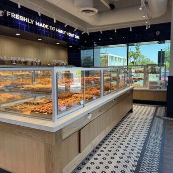 Paris Baguette - Pastry case - Bakeries Near Me - Phoenix, Arizona Paris Baguette - Pastry case - Bakeries Near Me - Phoenix, Arizona