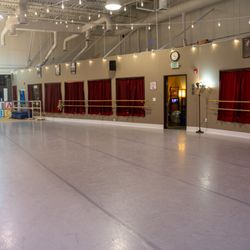 D.A.M. Entertainment - Dance Art Media - Studio A