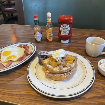 Mimi's Cafe - Grilled peach French toast combo - a great way to break my fasting: - Breakfast & Brunch Near Me - Chino, California
