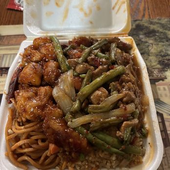Mr. You Express - Chow Mein, Fried Rice, Spicy Orange Chicken, and Spicy Chicken w/Green Beans. - Chinese Near Me - Montclair, California Mr. You Express - Chow Mein, Fried Rice, Spicy Orange Chicken, and Spicy Chicken w/Green Beans. - Chinese Near Me - Montclair, California