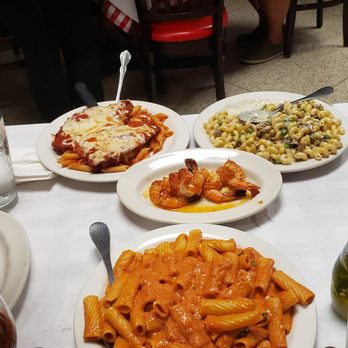 Gio's Cafe & Deli - Large servings! - Delis Near Me - Chicago, Illinois