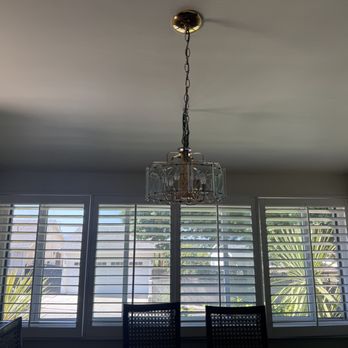 Mr Rarov Painting - Dining Room - Handyman Near Me - Glendale, California Mr Rarov Painting - Dining Room - Handyman Near Me - Glendale, California
