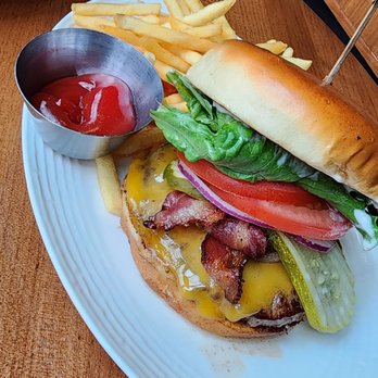 Earls Kitchen + Bar - New American Near Me - Bellevue, Washington Earls Kitchen + Bar - New American Near Me - Bellevue, Washington