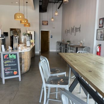 City Bowls - Inside - Acai Bowls Near Me - Birmingham, Alabama City Bowls - Inside - Acai Bowls Near Me - Birmingham, Alabama