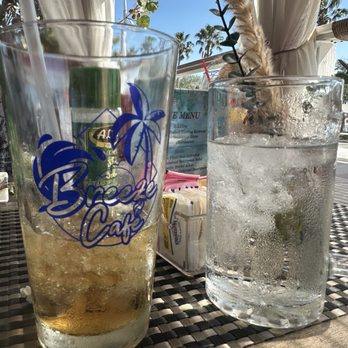 The Breeze Waterfront Cafe - Ice Unsweetened Iced Tea freshly brewed. - Breakfast & Brunch Near Me - Gulfport, Florida