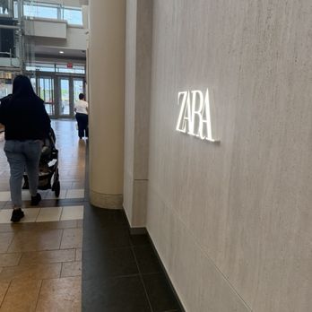 Zara - Men's Clothing Near Me - The Bronx, New York Zara - Men's Clothing Near Me - The Bronx, New York