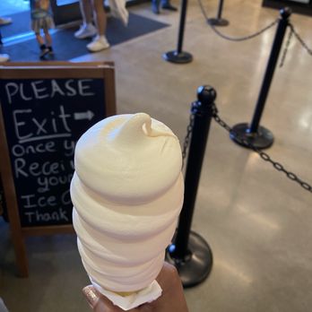 Meadowlark Dairy - Livermore - Ice Cream & Frozen Yogurt Near Me - Livermore, California