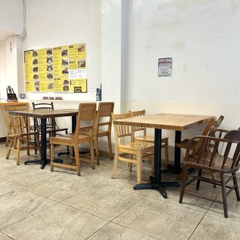 Ohana Dish - No frills, air conditioned dining area. - Japanese Near Me - Honolulu, Hawaii Ohana Dish - No frills, air conditioned dining area. - Japanese Near Me - Honolulu, Hawaii