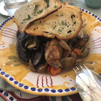 La Sponda - Mussels and clams - Bars Near Me - Positano, SA