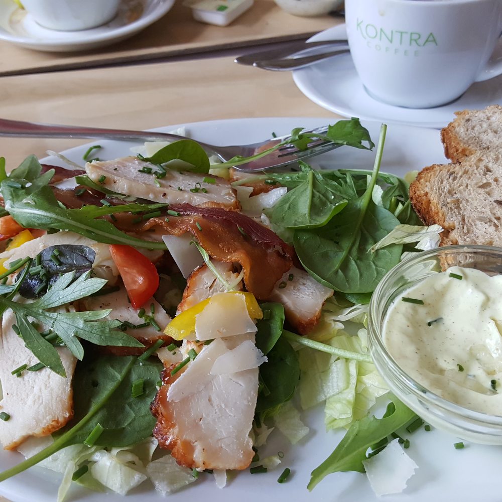 Cafe Hammermøllen - Chicken salad - Cafes Near Me - Hellebæk, 84