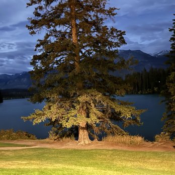 Fairmont Jasper Park Lodge - Hotels Near Me - Jasper, Alberta
