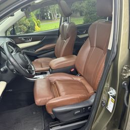Front seat CLEAN