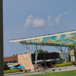Blue Ash Summit Park - Main Pergola between restaurants and open seating