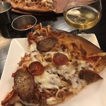Aces & Ales - 16" Eddie Spaghetti Pizza close up. - Sports Bars Near Me - Las Vegas, Nevada