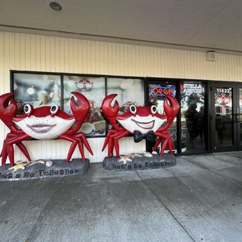 Mr. & Mrs. Crab Juicy Seafood & Bar - Seafood Near Me - Davie, Florida