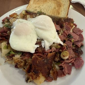 Sunrise Bistro - Corned Beef Hash - Breakfast & Brunch Near Me - Walnut Creek, California Sunrise Bistro - Corned Beef Hash - Breakfast & Brunch Near Me - Walnut Creek, California