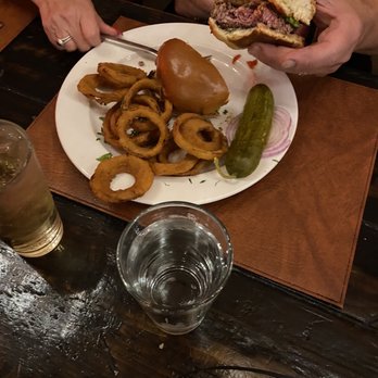 Rails Steakhouse - Delicious burger - Steakhouses Near Me - Towaco, New Jersey