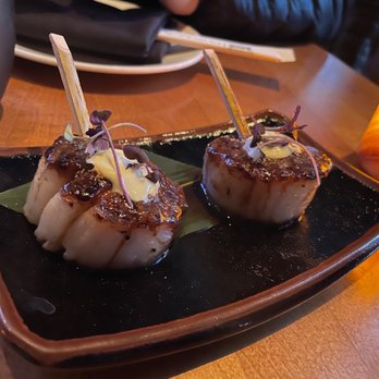 Roka Akor - Chicago - Grilled Diver Sea Scallops, Yuzu Aioli, Crushed Wasabi Peas** - Sushi Bars Near Me - Chicago, Illinois Roka Akor - Chicago - Grilled Diver Sea Scallops, Yuzu Aioli, Crushed Wasabi Peas** - Sushi Bars Near Me - Chicago, Illinois