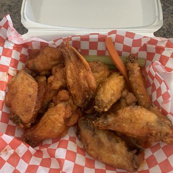 Sammy D’s Bar & Grill - 12 wings... - American Near Me - Jourdanton, Texas Sammy D’s Bar & Grill - 12 wings... - American Near Me - Jourdanton, Texas