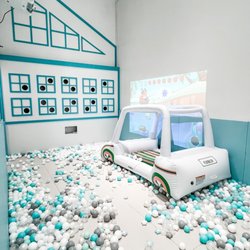 Ball pit
