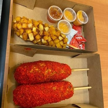 Mochi Lion - Half and half hot Cheeto, half and half potato. With Sriracha mayo, sweet chili sauce and ketchup on the side. - Donuts Near Me - Riverside, California