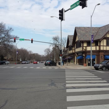 Brookside Neighborhood - North on Brookside @ 63rd - Local Flavor Near Me