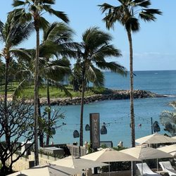 Hokulea Cafe - View from the coffee shop