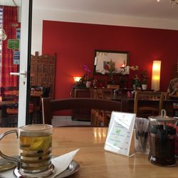 Thai Krung Si - The ambiance is nice ( I went after 2pm, therefore it was not so busy)