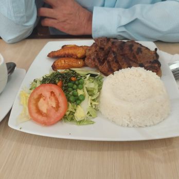 Rincon Limeño - White with churrasco and salad - Latin American Near Me - Boston, Massachusetts Rincon Limeño - White with churrasco and salad - Latin American Near Me - Boston, Massachusetts