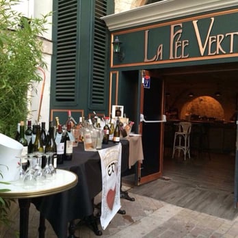 La Fée Verte - Pubs Near Me - Marseille, 13