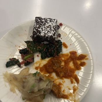 American Express Centurion Lounge - Airport Lounges Near Me - Los Angeles, California