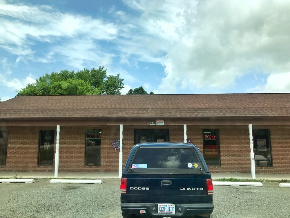 LINER SHOE STORE Updated September 2024 4087 Old US Hwy 52