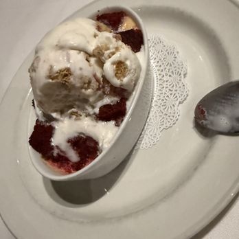 Magnolias - Dessert - Southern Near Me - Charleston, South Carolina Magnolias - Dessert - Southern Near Me - Charleston, South Carolina