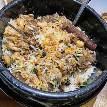 Rangoon Burmese Kitchen - Inside the Biryani - Burmese Near Me - Honolulu, Hawaii
