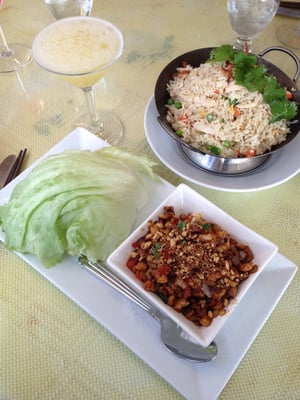 Ching's Table by null