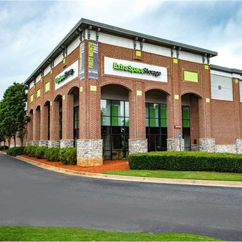 Extra Space Storage - Alternate Beauty Image - Extra Space Storage at 11640 Jones Bridge Rd, Alpharetta, GA 30005 - Self Storage Near Me - Alpharetta, Georgia